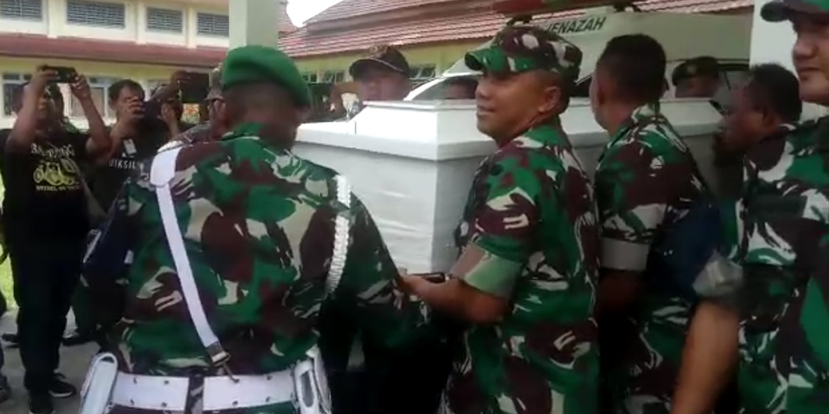 kksb-serang-pos-panrahwan-tni-di-jila-satu-prajurit-tni-gugur